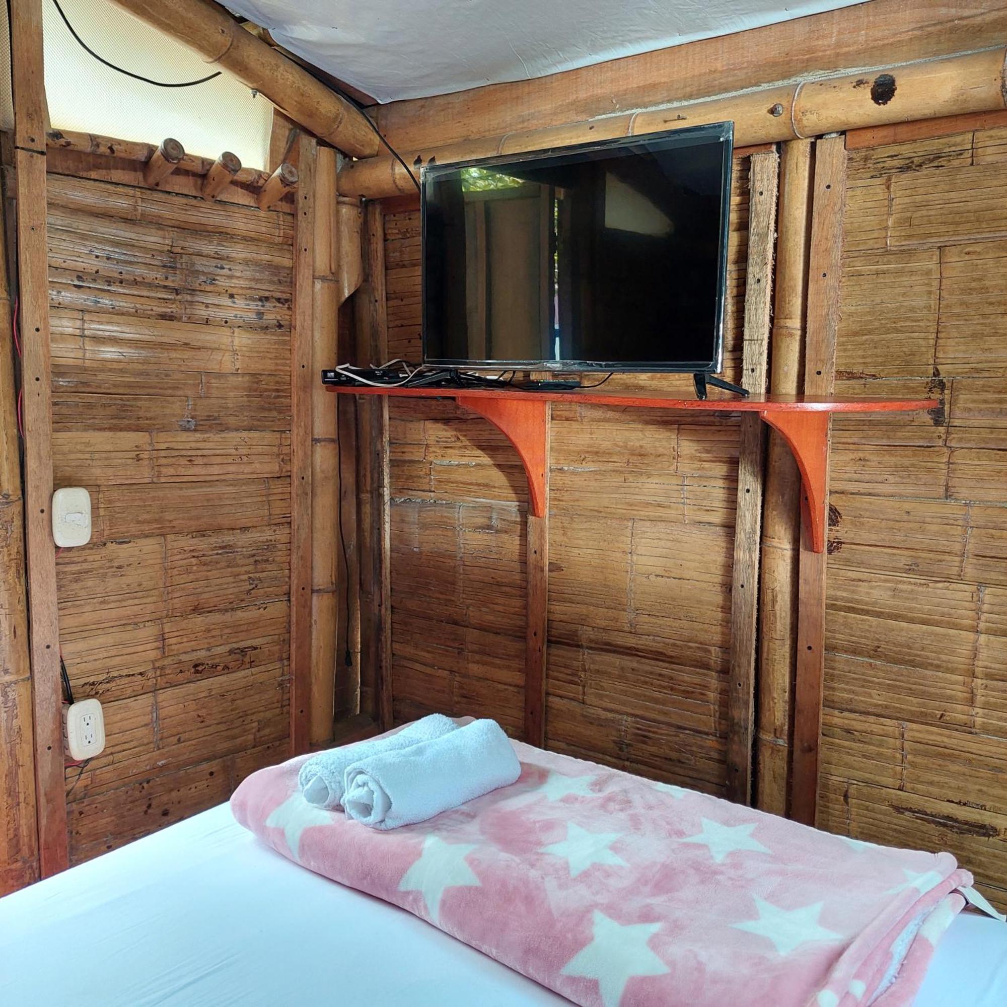 Hostal La Pijarana Salento Exteriör bild