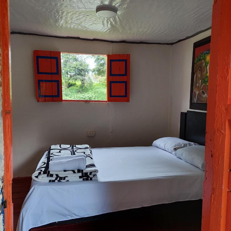 Hostal La Pijarana Salento Exteriör bild